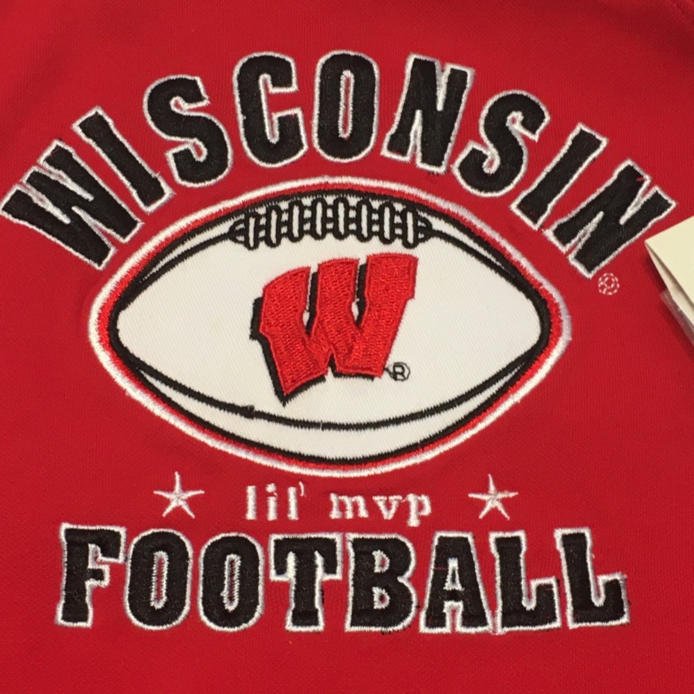 Wisconsin Badgers Baby Jumper  One Piece Hat 24M